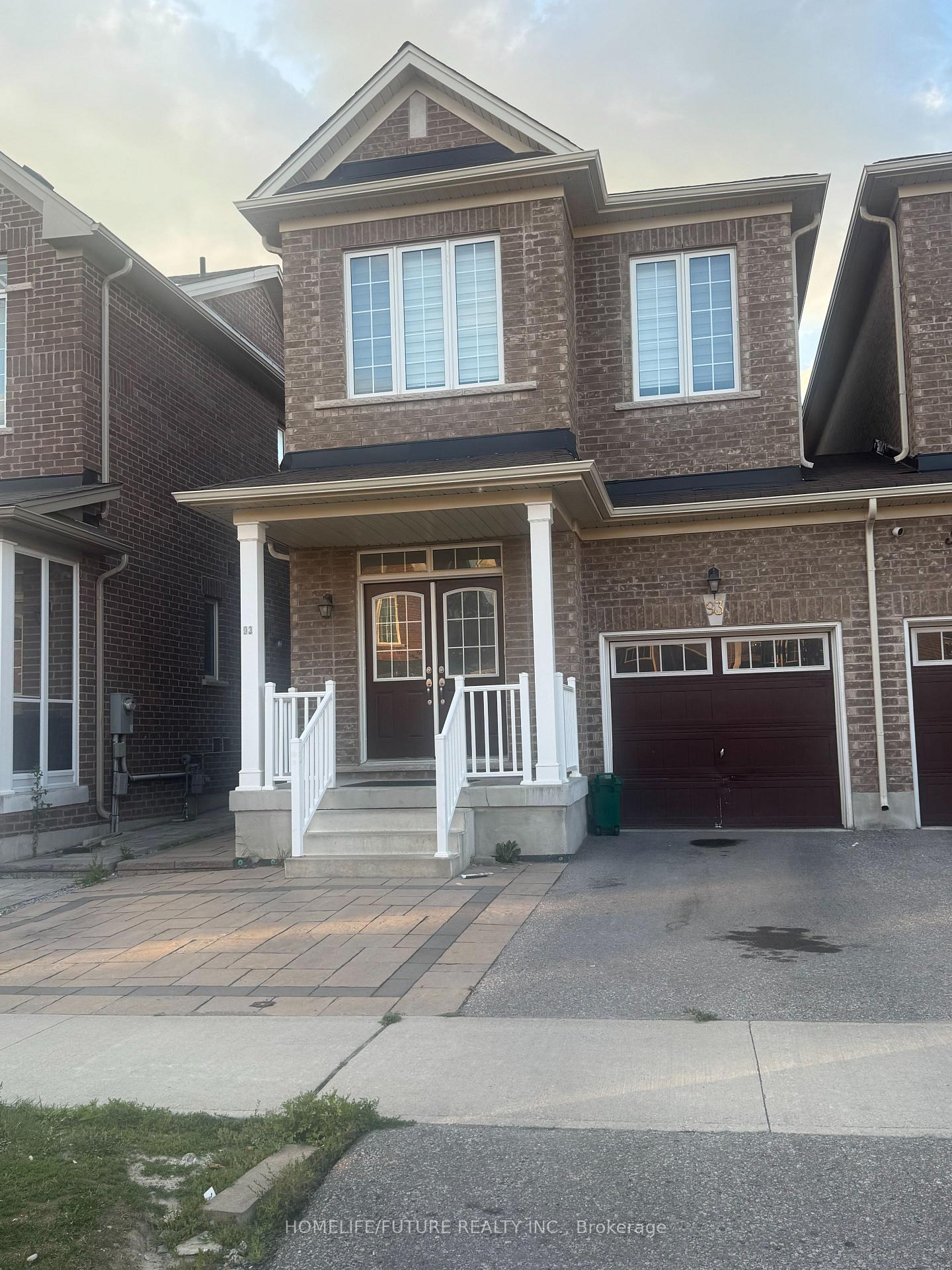 Photo 10 of 93 Titan Trail, Markham, Cedarwood — HOMEH