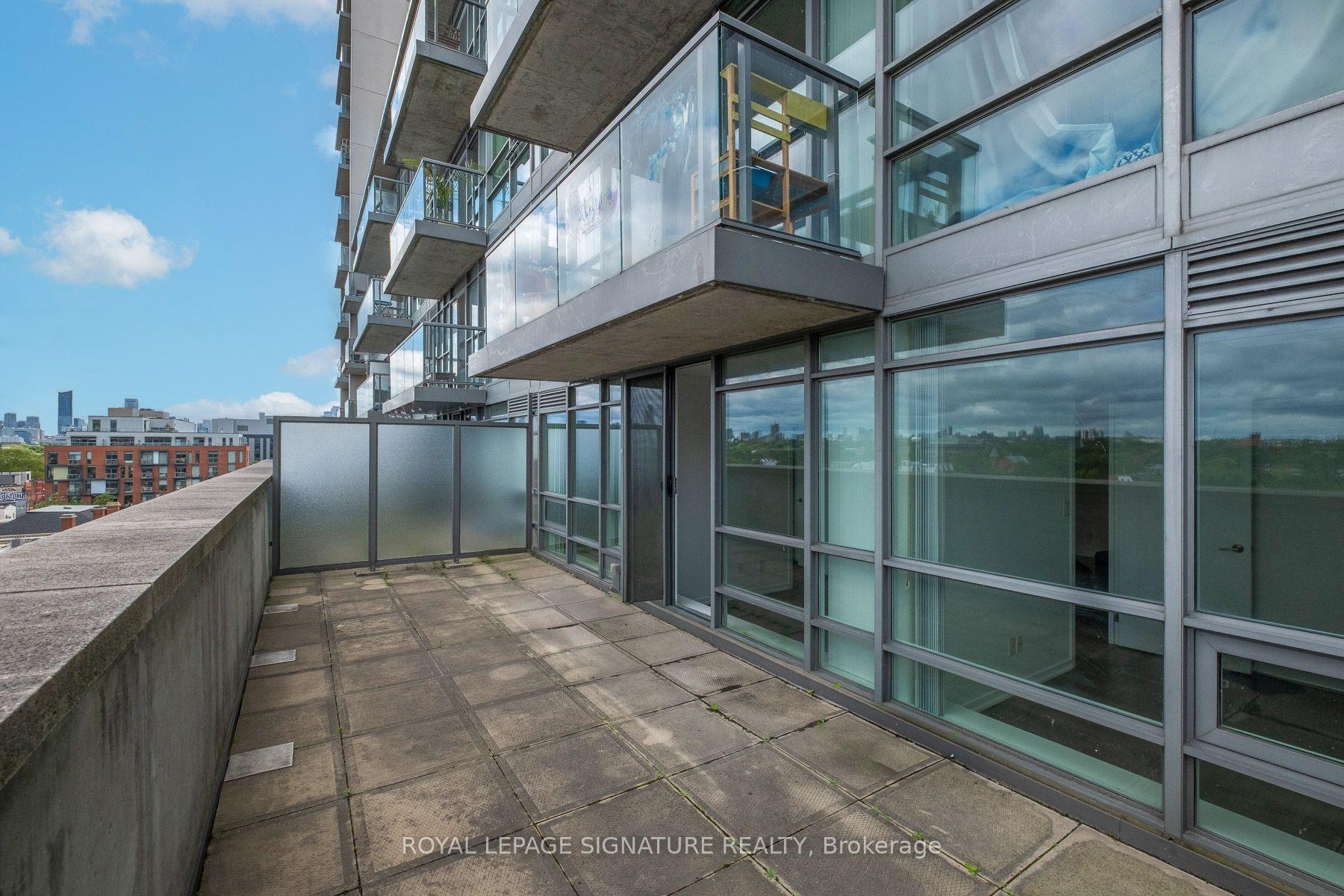 Photo 2 of Unit 923, 68 Abell Street, Toronto, Little Portugal — HOMEH