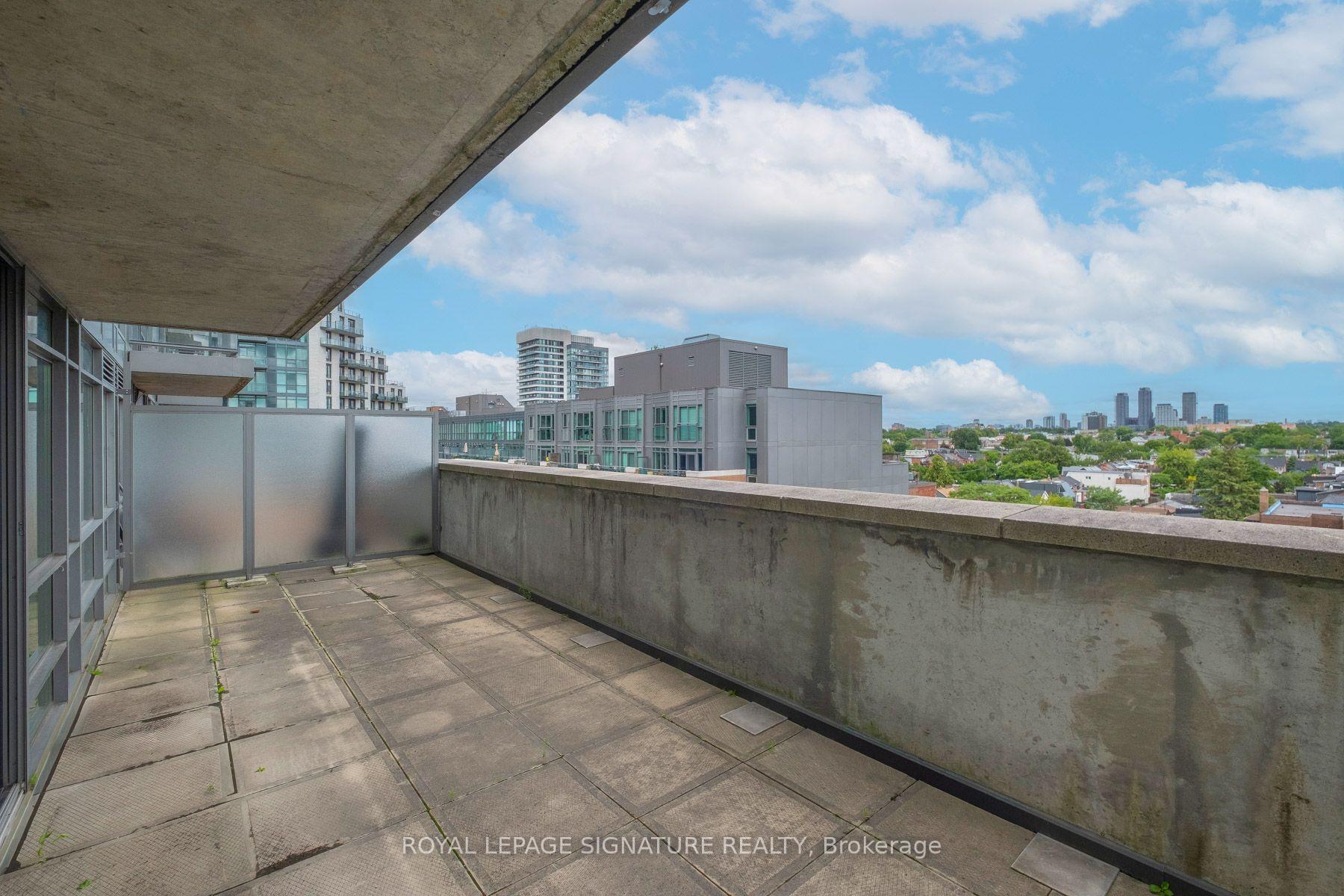 Photo 4 of Unit 923, 68 Abell Street, Toronto, Little Portugal — HOMEH