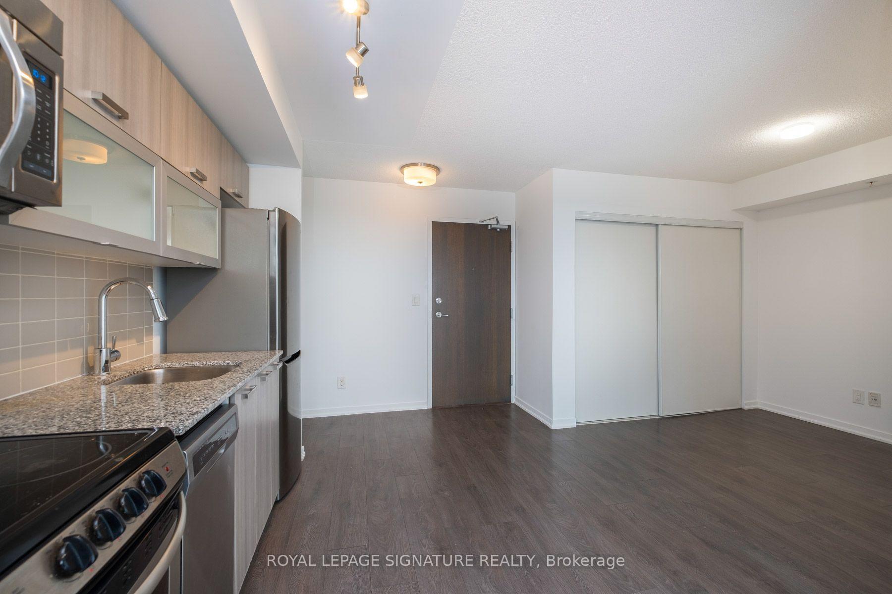 Photo 6 of Unit 923, 68 Abell Street, Toronto, Little Portugal — HOMEH