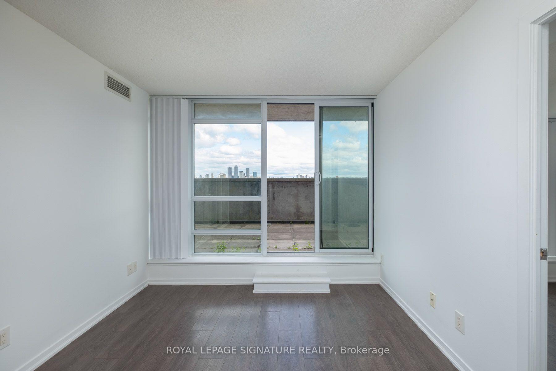 Photo 19 of Unit 923, 68 Abell Street, Toronto, Little Portugal — HOMEH