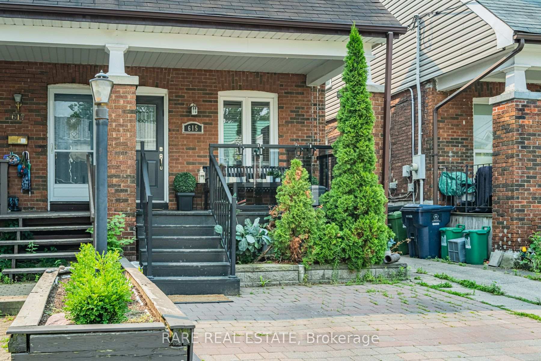 Photo 3 of 615 Miverton Boulevard, Toronto, Danforth — HOMEH