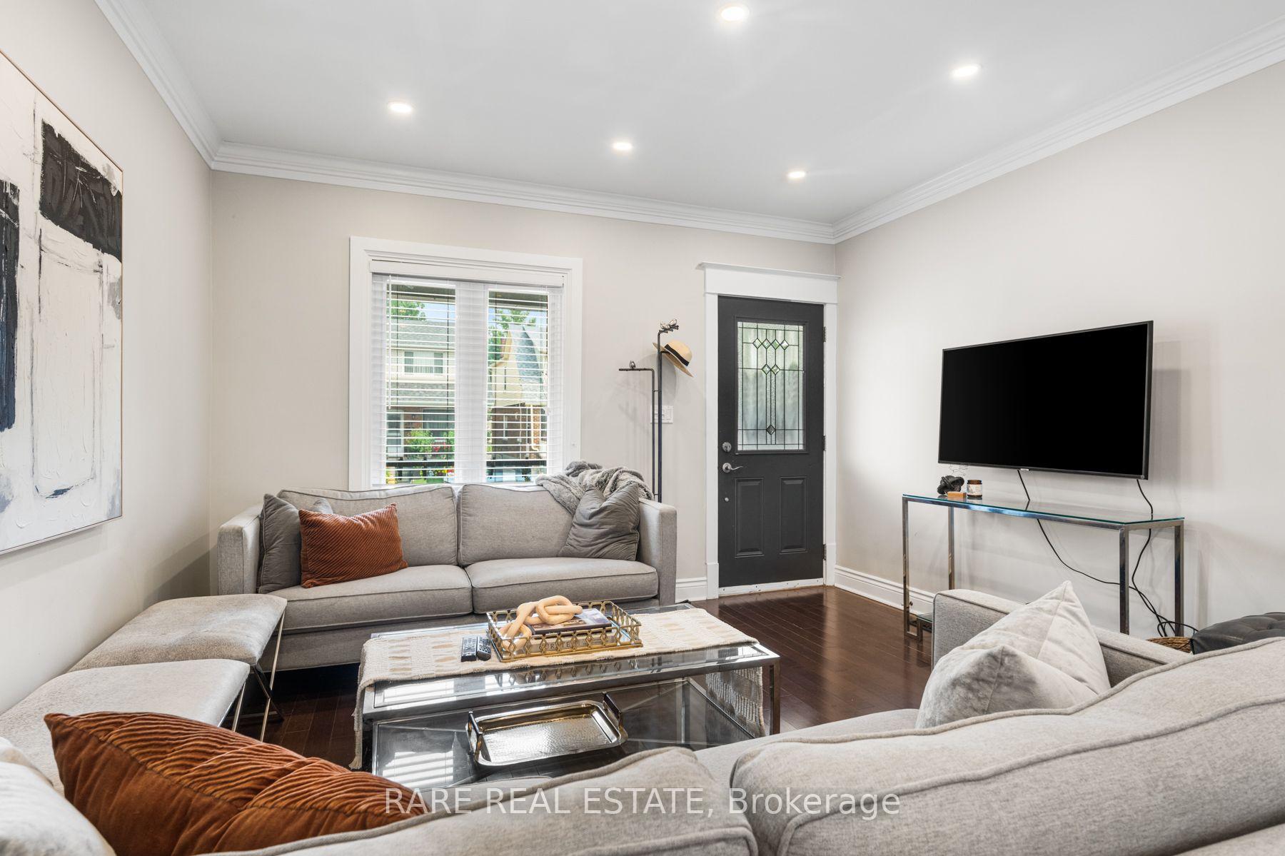 Photo 9 of 615 Miverton Boulevard, Toronto, Danforth — HOMEH