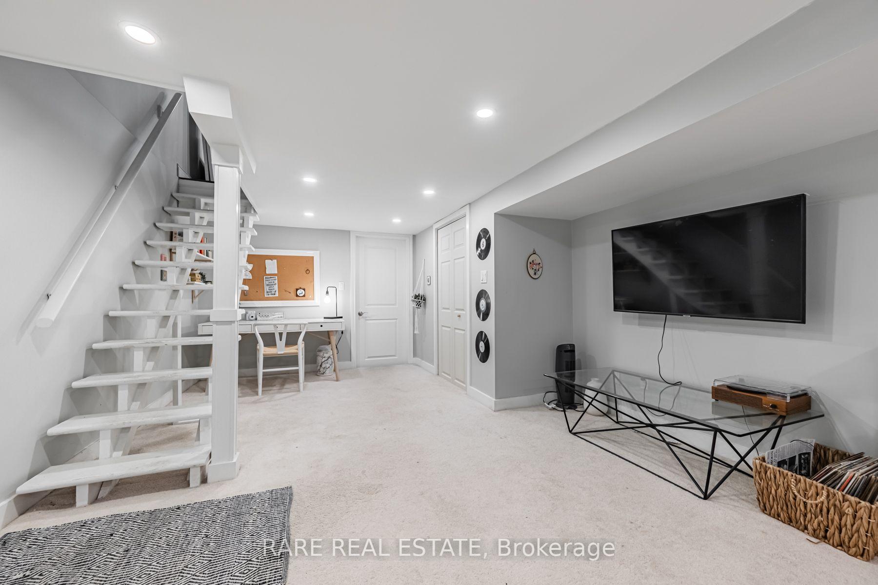 Photo 40 of 615 Miverton Boulevard, Toronto, Danforth — HOMEH