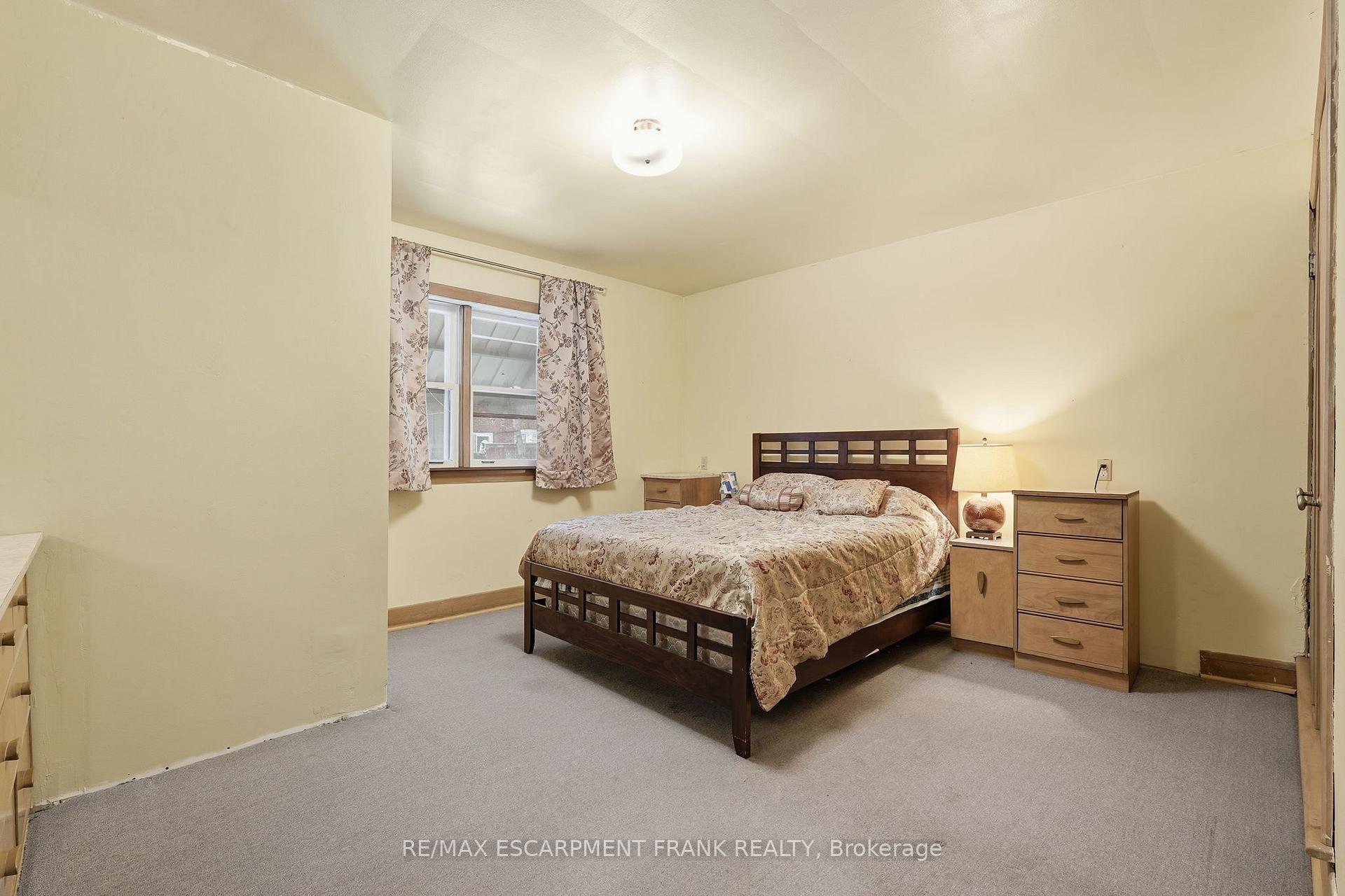 Photo 14 of 196 Glen Road, Hamilton, Westdale — HOMEH