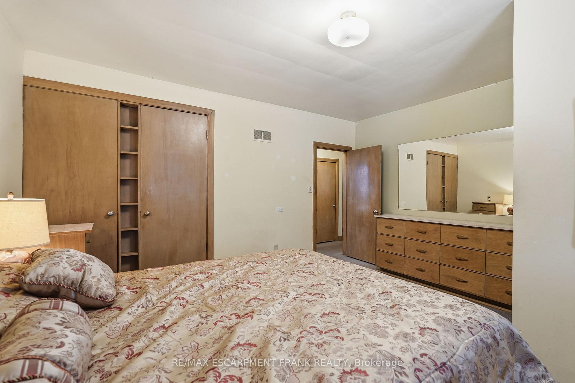 Photo 16 of 196 Glen Road, Hamilton, Westdale — HOMEH