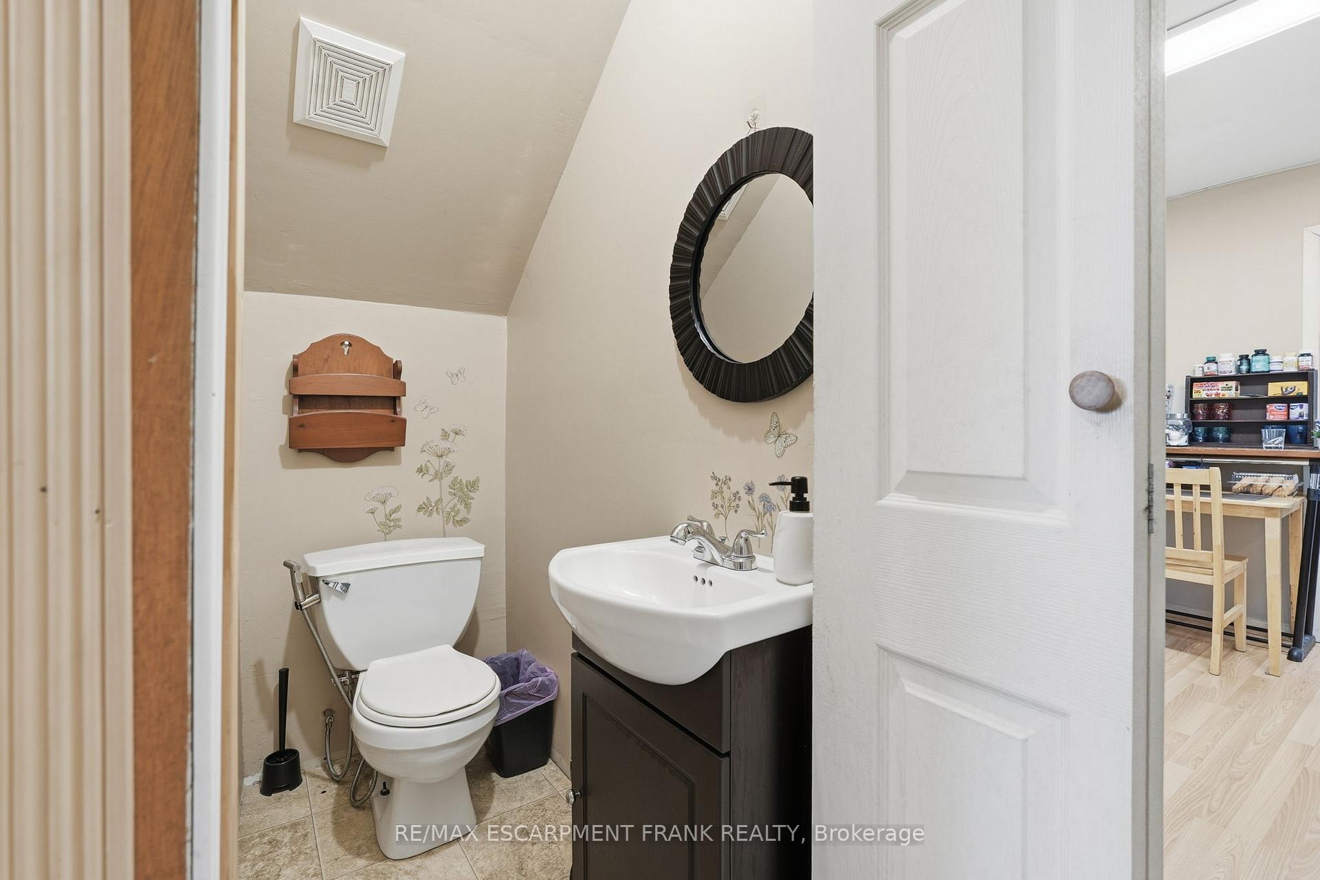 Photo 46 of 196 Glen Road, Hamilton, Westdale — HOMEH