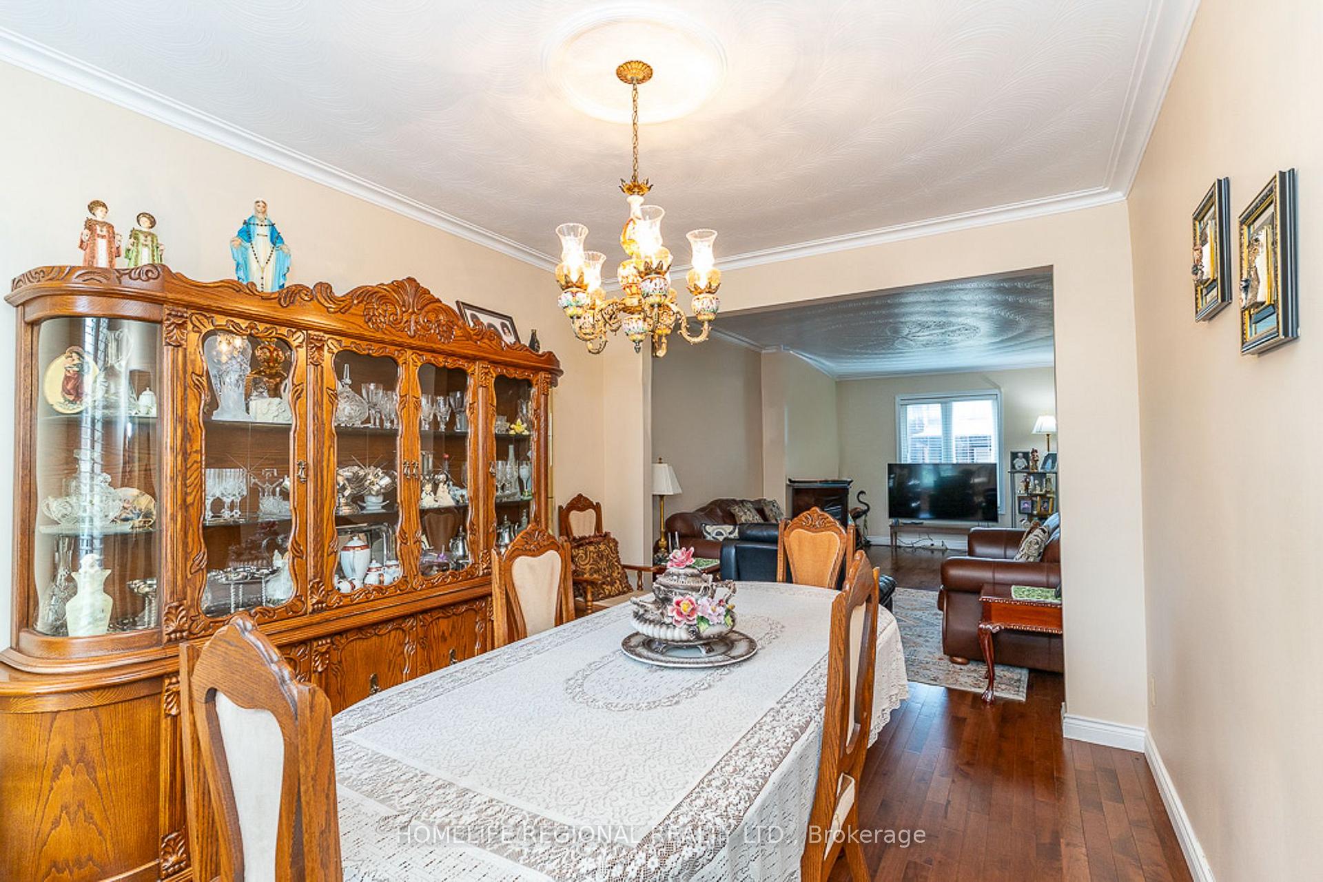 Photo 8 of 110 Grace Street, Toronto, Trinity-Bellwoods — HOMEH