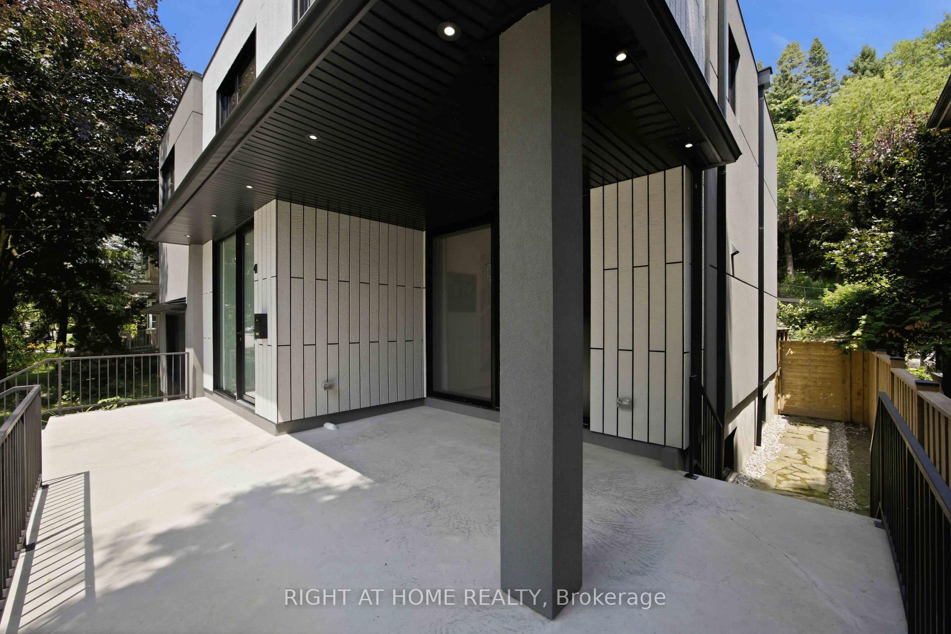 Photo 6 of 41 Bonnyview Drive, Etobicoke, Stonegate-Queensway — HOMEH