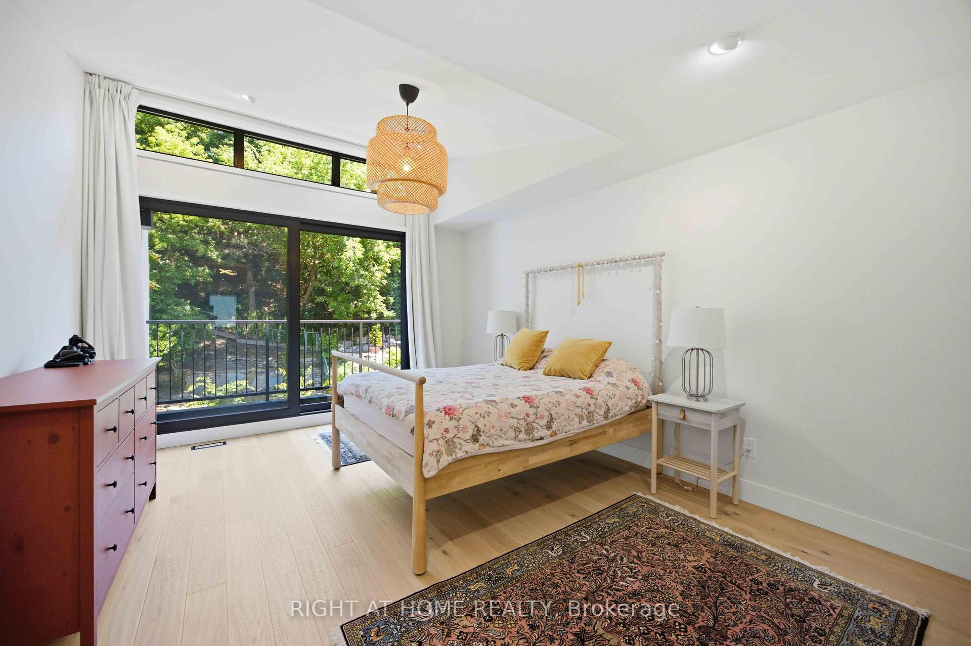 Photo 28 of 41 Bonnyview Drive, Etobicoke, Stonegate-Queensway — HOMEH