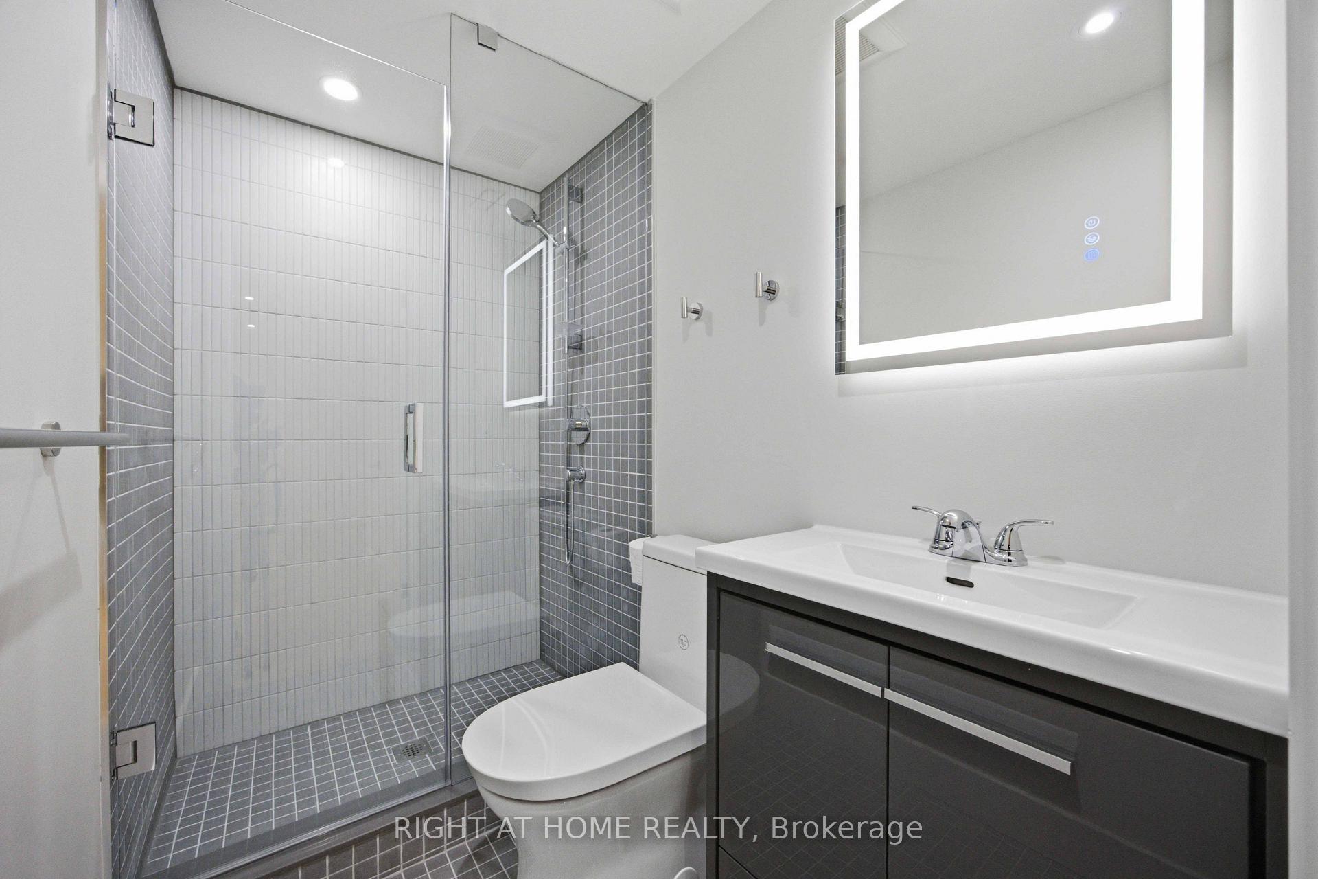Photo 42 of 41 Bonnyview Drive, Etobicoke, Stonegate-Queensway — HOMEH
