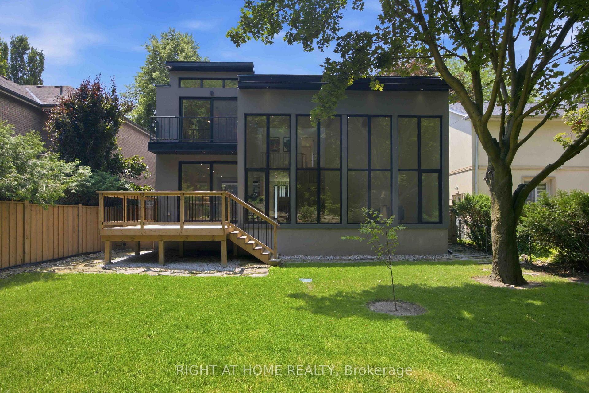 Photo 47 of 41 Bonnyview Drive, Etobicoke, Stonegate-Queensway — HOMEH