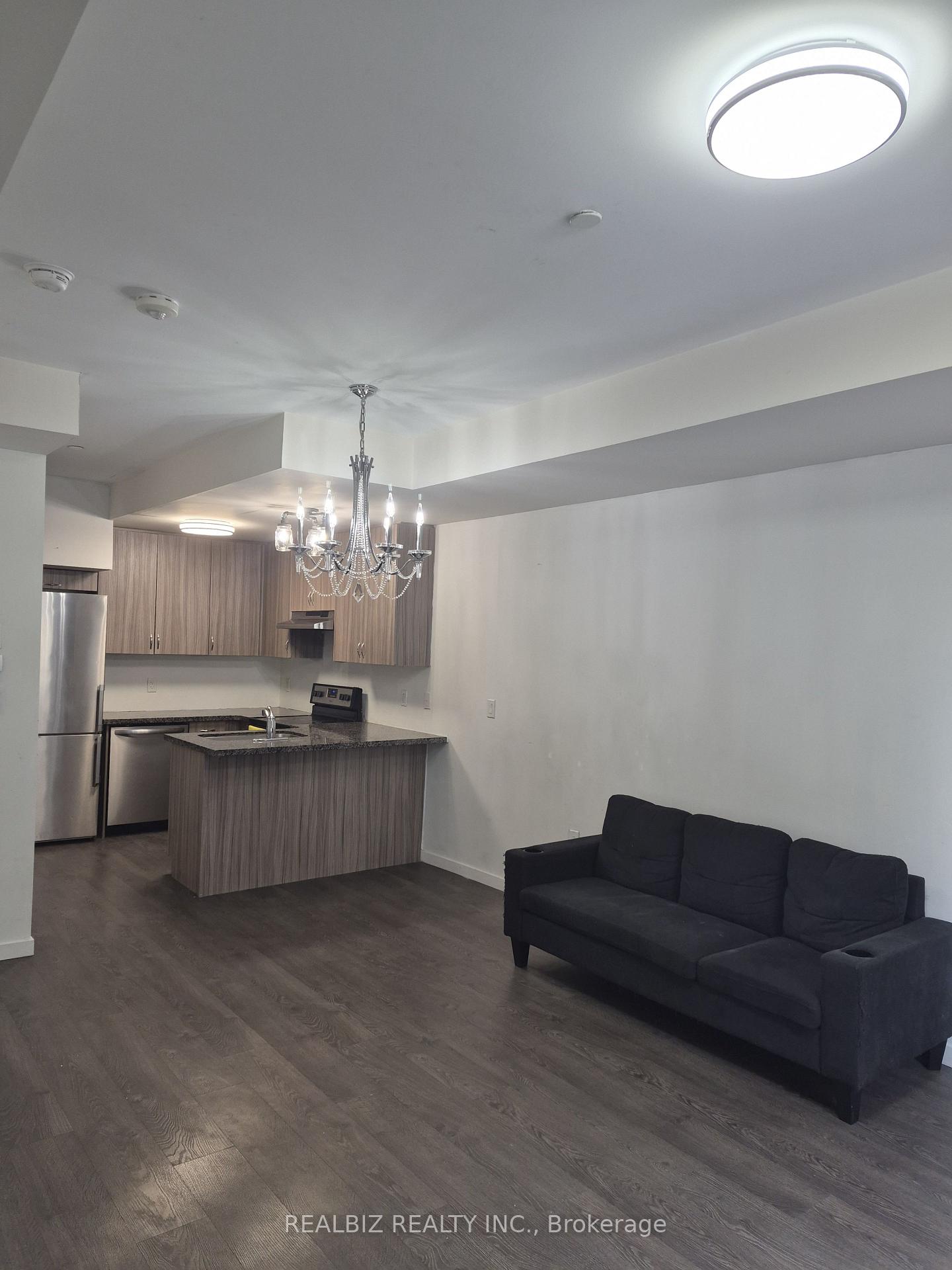 Photo 4 of Unit 99, 500 Alex Gardner Circle, Aurora, Aurora Village — HOMEH