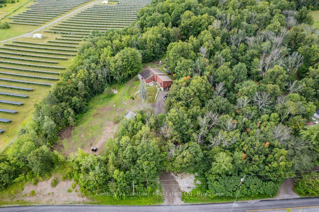 Photo 10 of 790 Clearview Road, Belleville, Thurlow Ward — HOMEH