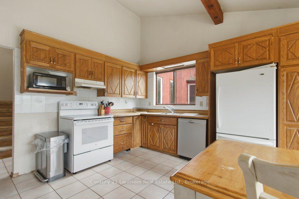 Photo 17 of 790 Clearview Road, Belleville, Thurlow Ward — HOMEH