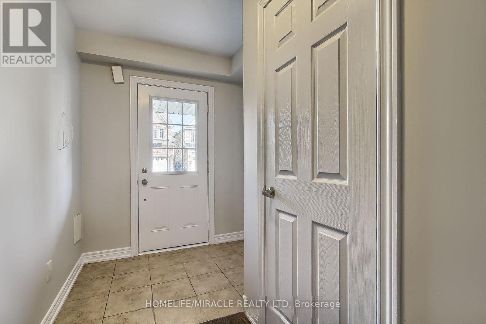 Photo 2 of 70 Knotty Pine Avenue, Cambridge, Preston Heights — HOMEH