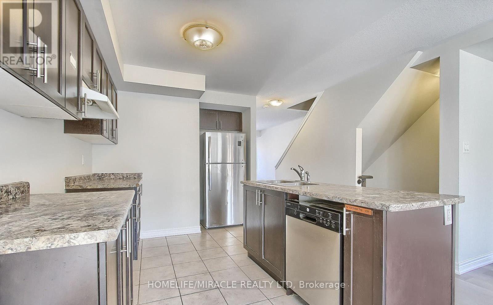 Photo 5 of 70 Knotty Pine Avenue, Cambridge, Preston Heights — HOMEH