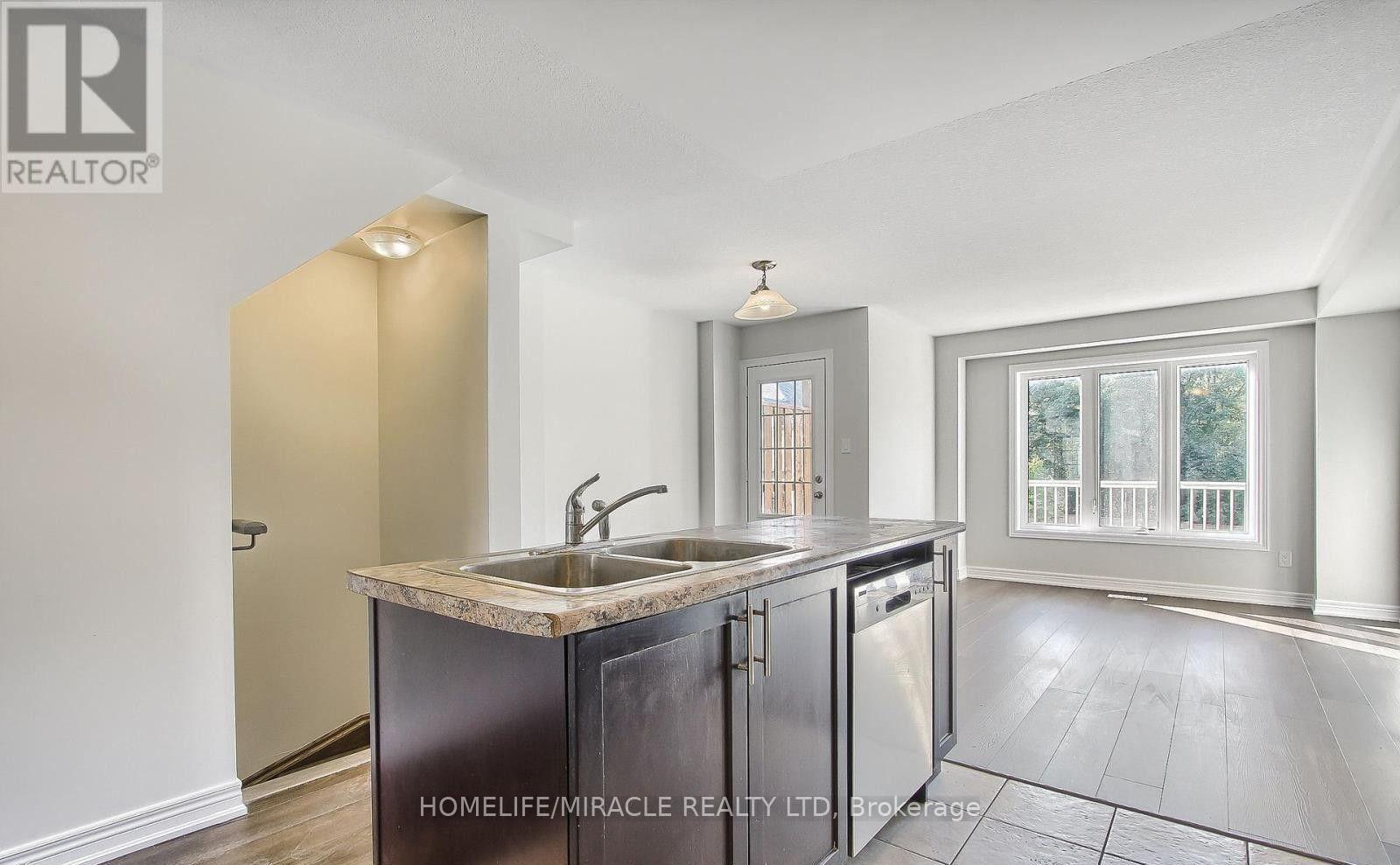 Photo 8 of 70 Knotty Pine Avenue, Cambridge, Preston Heights — HOMEH