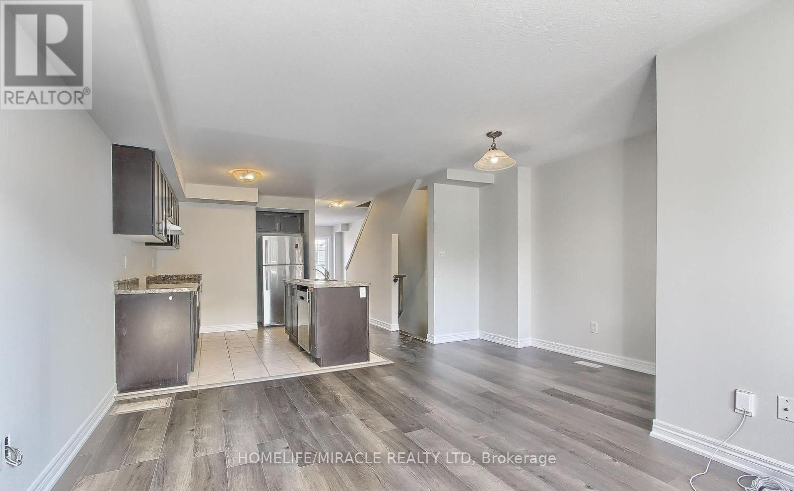 Photo 10 of 70 Knotty Pine Avenue, Cambridge, Preston Heights — HOMEH