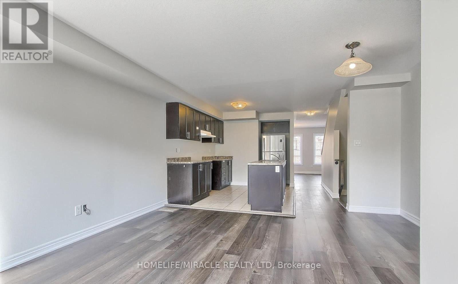 Photo 11 of 70 Knotty Pine Avenue, Cambridge, Preston Heights — HOMEH