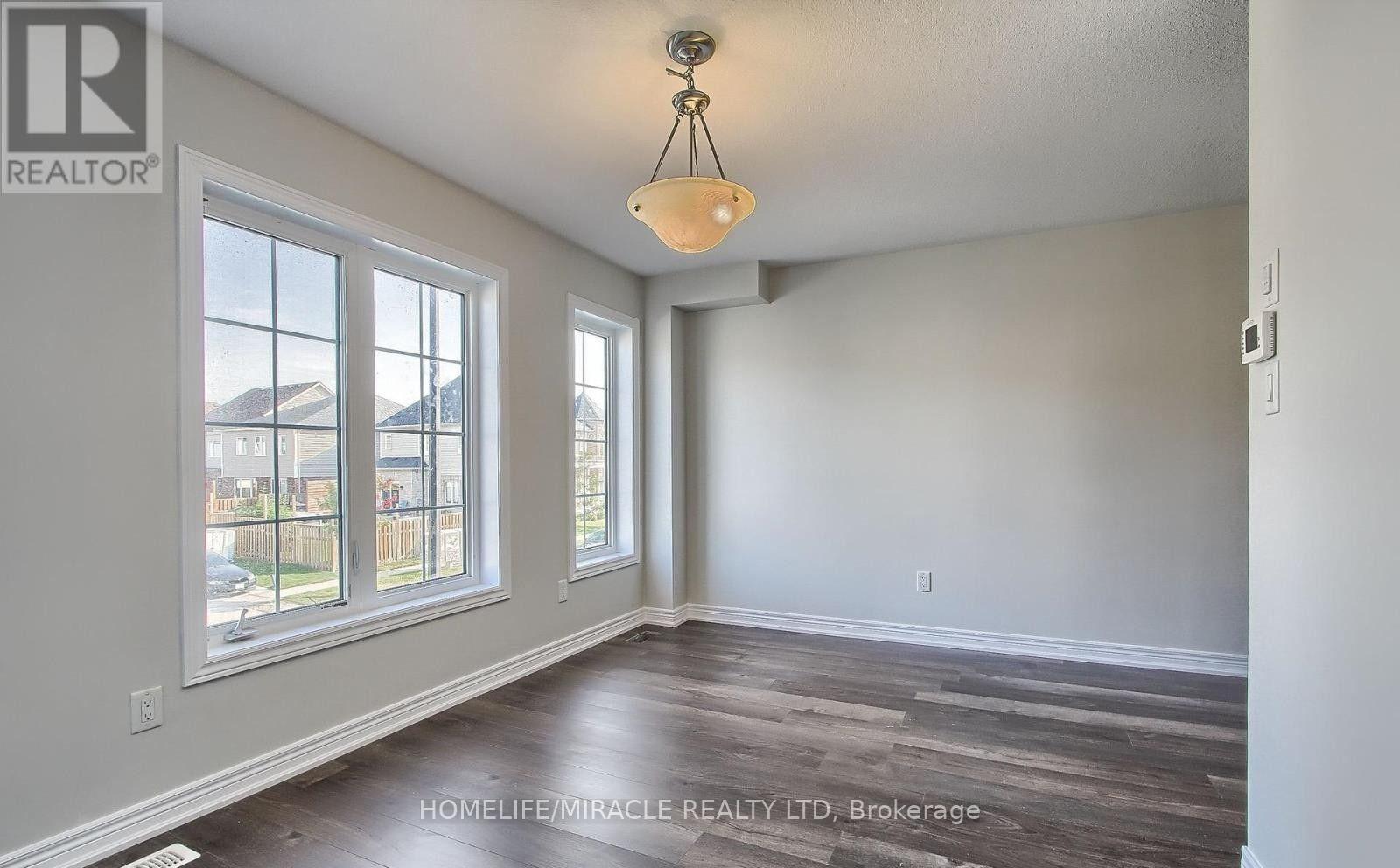 Photo 18 of 70 Knotty Pine Avenue, Cambridge, Preston Heights — HOMEH