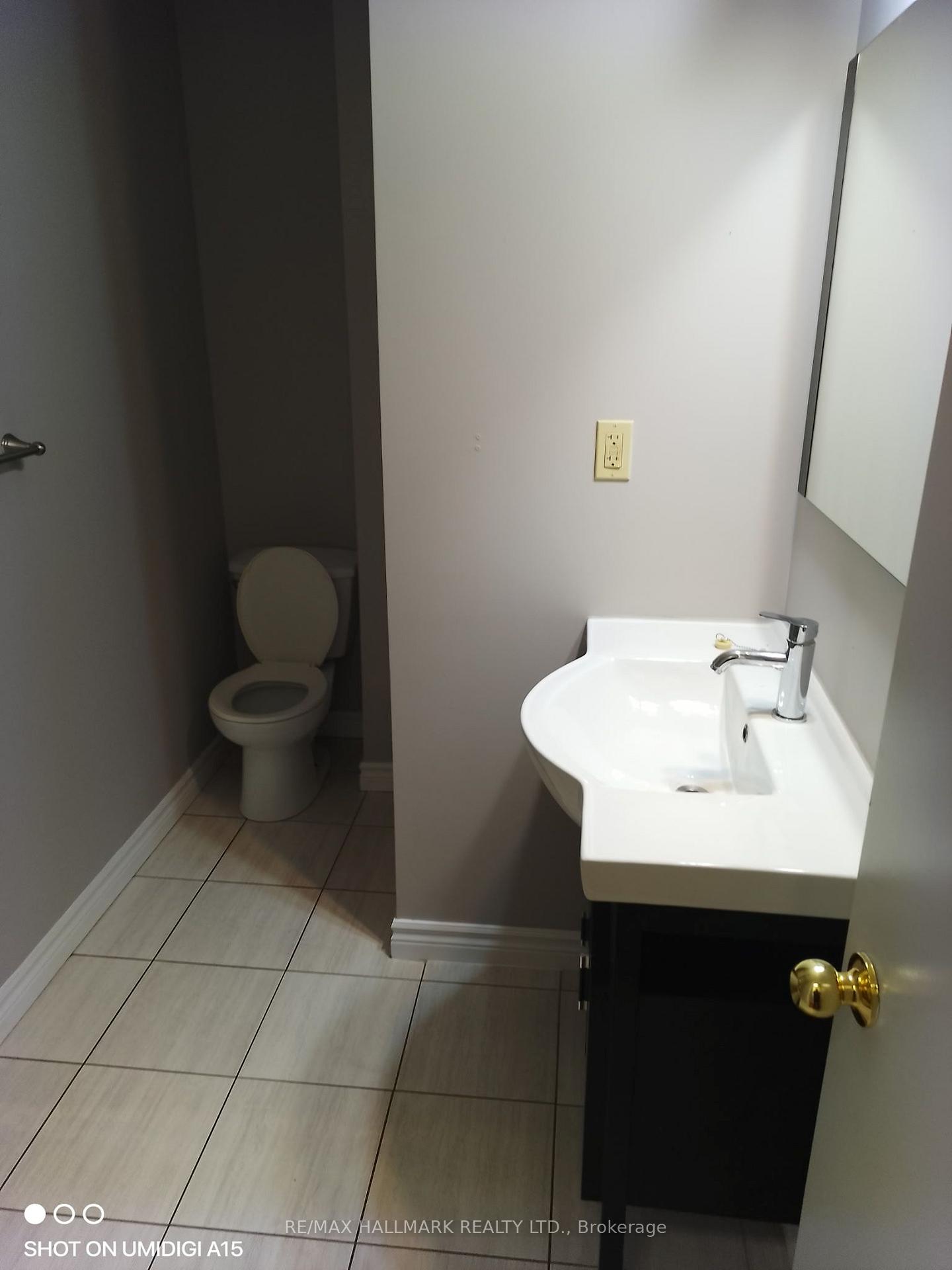 Photo 7 of 26 Simcoe Street N, Oshawa, O'Neill — HOMEH
