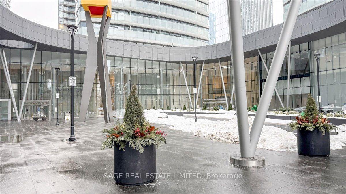 Photo 2 of Unit 3608, 12 York Street, Toronto, Waterfront Communities — HOMEH