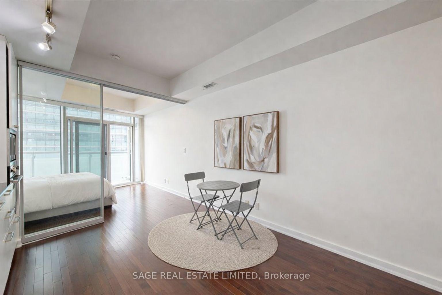 Photo 6 of Unit 3608, 12 York Street, Toronto, Waterfront Communities — HOMEH