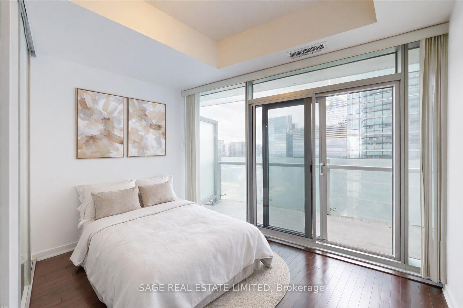 Photo 7 of Unit 3608, 12 York Street, Toronto, Waterfront Communities — HOMEH