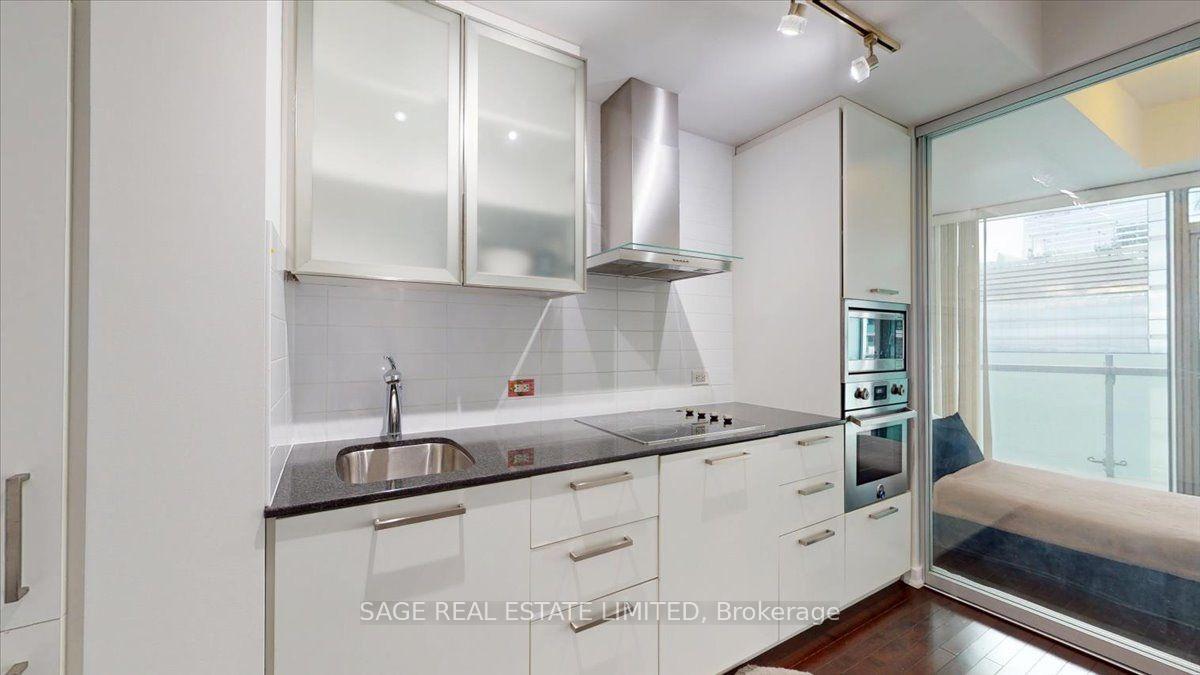 Photo 8 of Unit 3608, 12 York Street, Toronto, Waterfront Communities — HOMEH