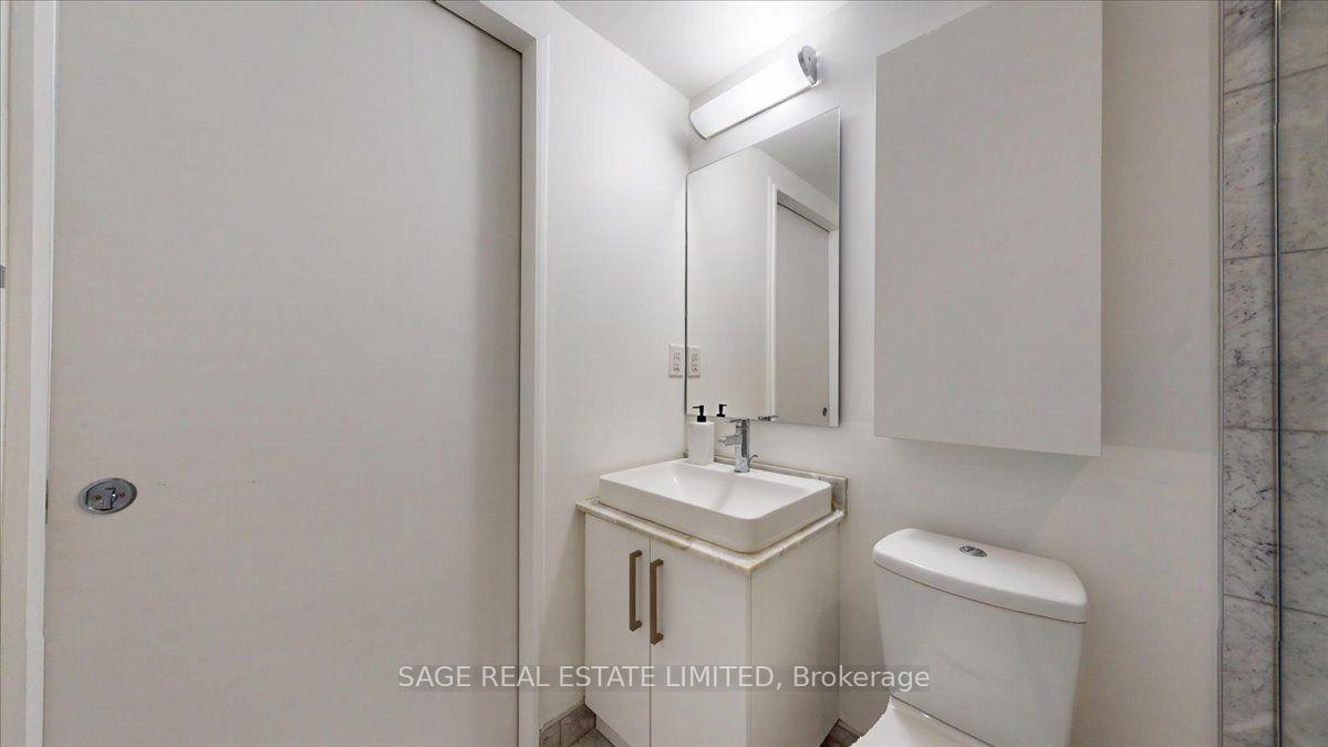 Photo 12 of Unit 3608, 12 York Street, Toronto, Waterfront Communities — HOMEH