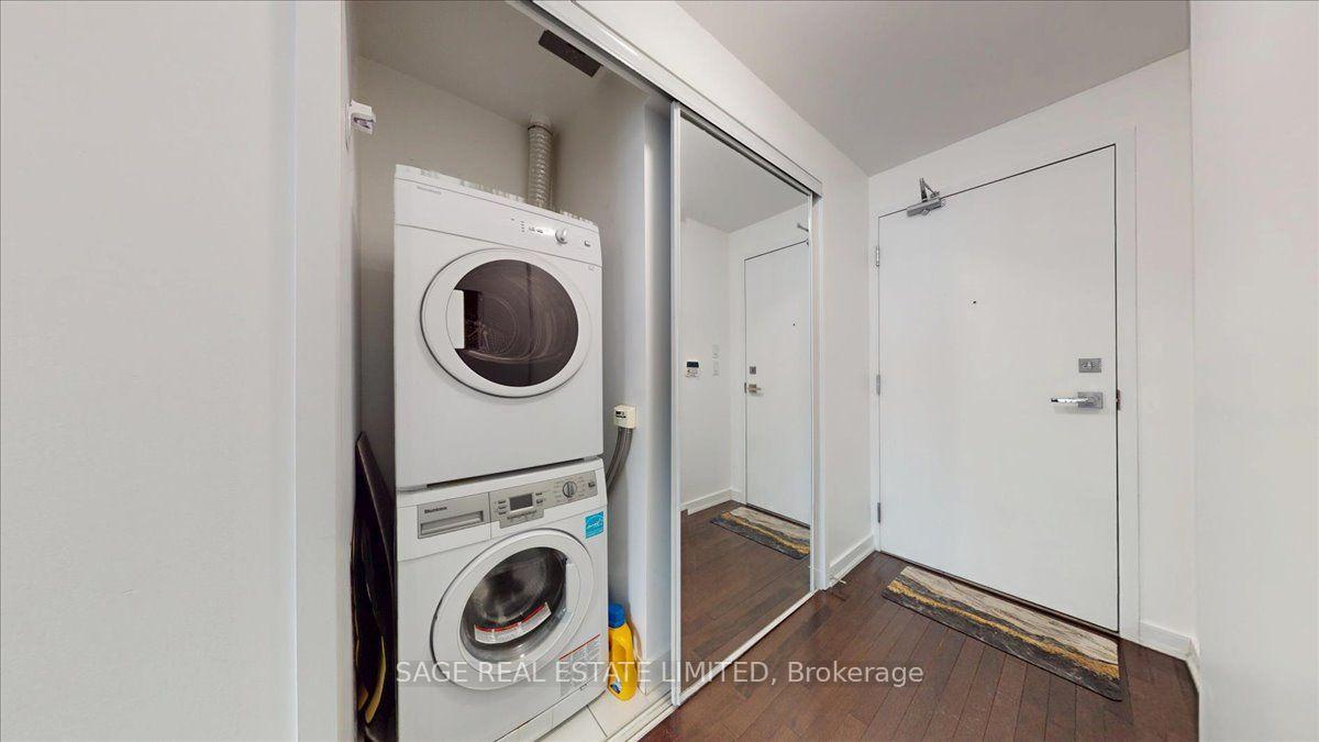 Photo 14 of Unit 3608, 12 York Street, Toronto, Waterfront Communities — HOMEH
