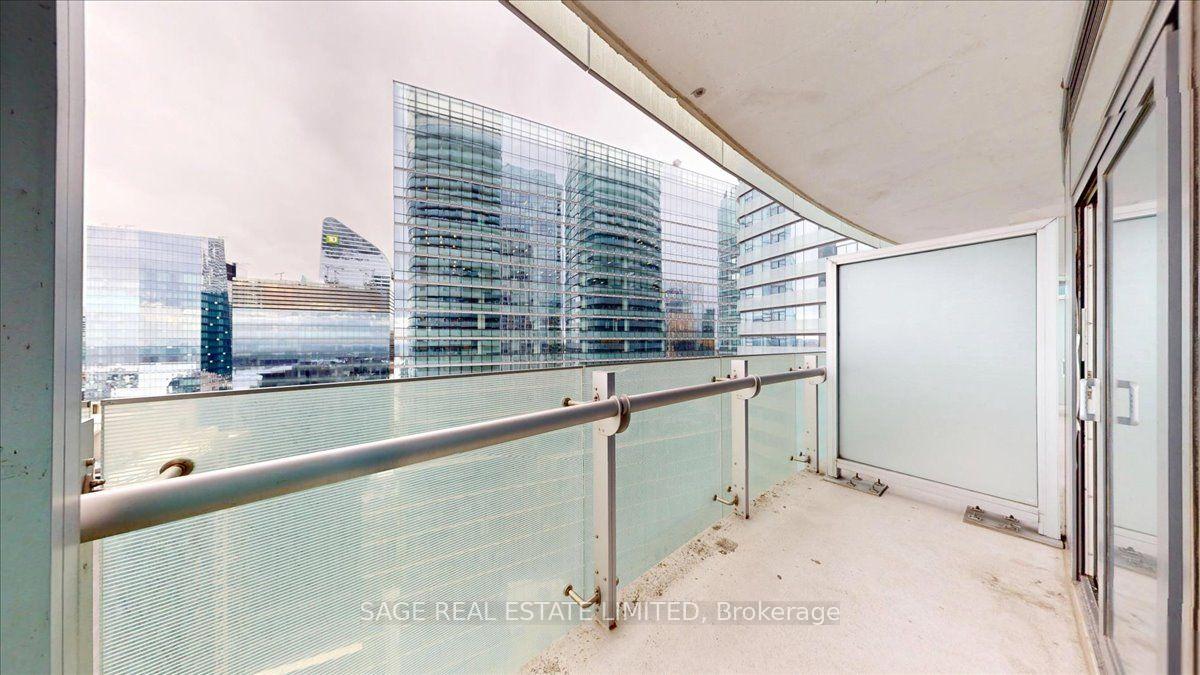 Photo 15 of Unit 3608, 12 York Street, Toronto, Waterfront Communities — HOMEH