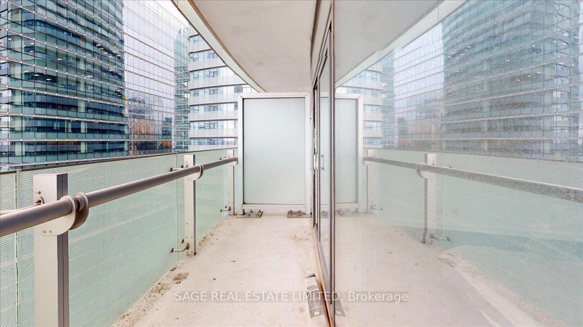 Photo 16 of Unit 3608, 12 York Street, Toronto, Waterfront Communities — HOMEH