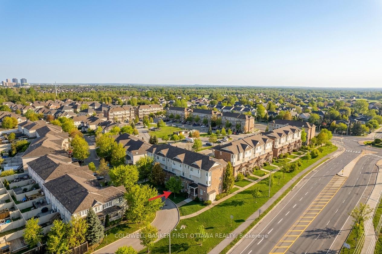 Photo 2 of 150 Urbancrest Private, Ottawa, Barrhaven - Stonebridge — HOMEH