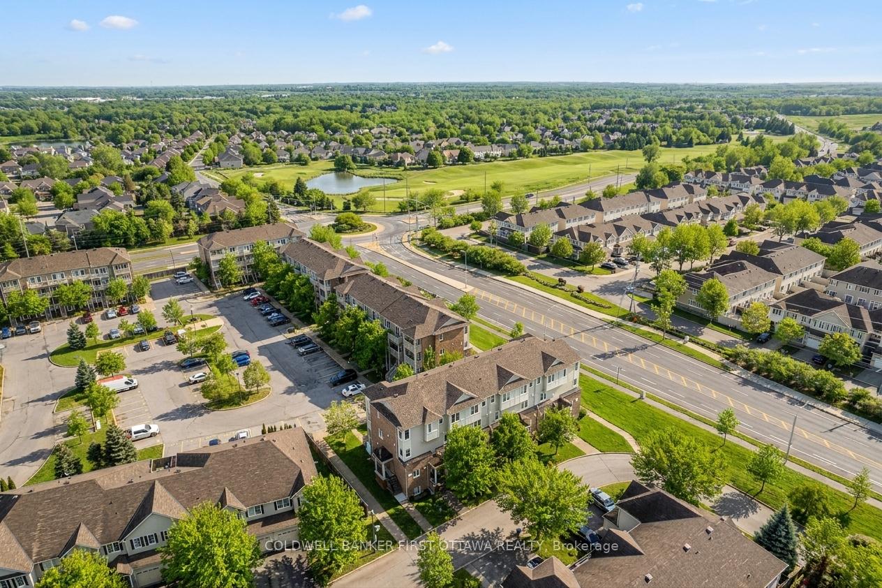 Photo 3 of 150 Urbancrest Private, Ottawa, Barrhaven - Stonebridge — HOMEH