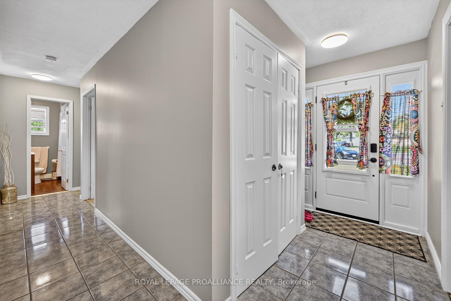 Photo 3 of 913 George Street, Edwardsburgh/Cardinal, Town of Cardinal — HOMEH