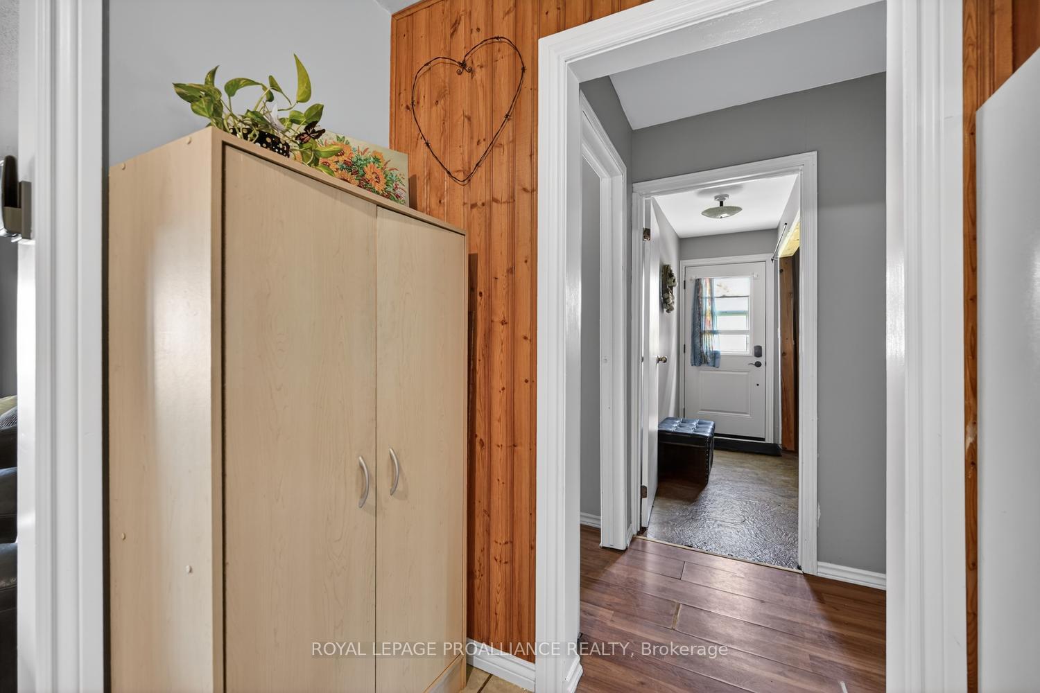 Photo 14 of 913 George Street, Edwardsburgh/Cardinal, Town of Cardinal — HOMEH