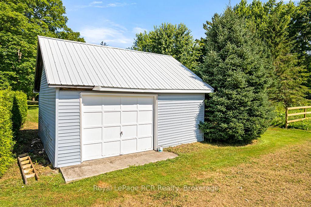 Photo 31 of 680210 30 Side Road, Chatsworth — HOMEH