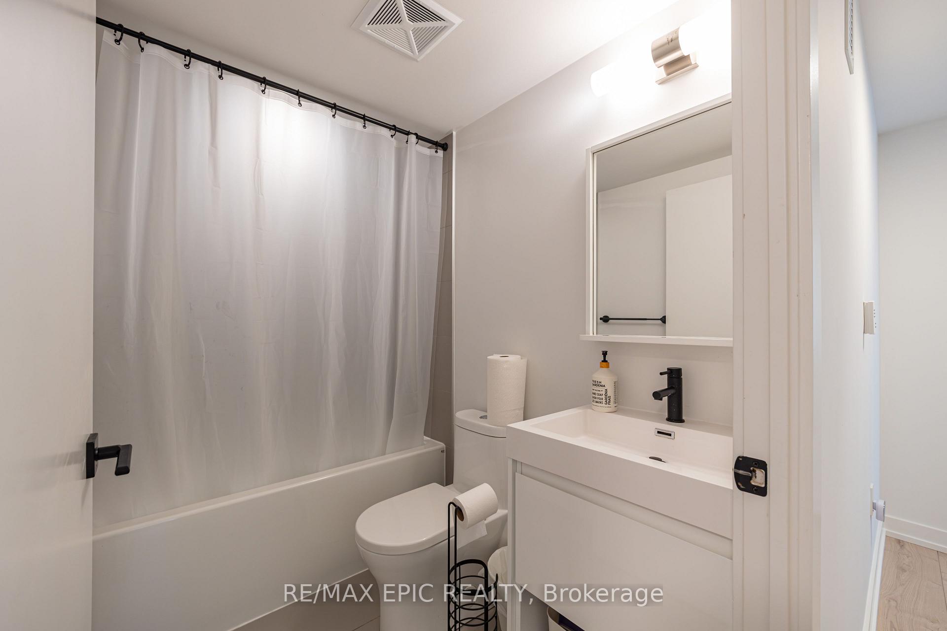 Photo 9 of Unit 302, 2 Augusta Avenue, Toronto, Waterfront Communities — HOMEH