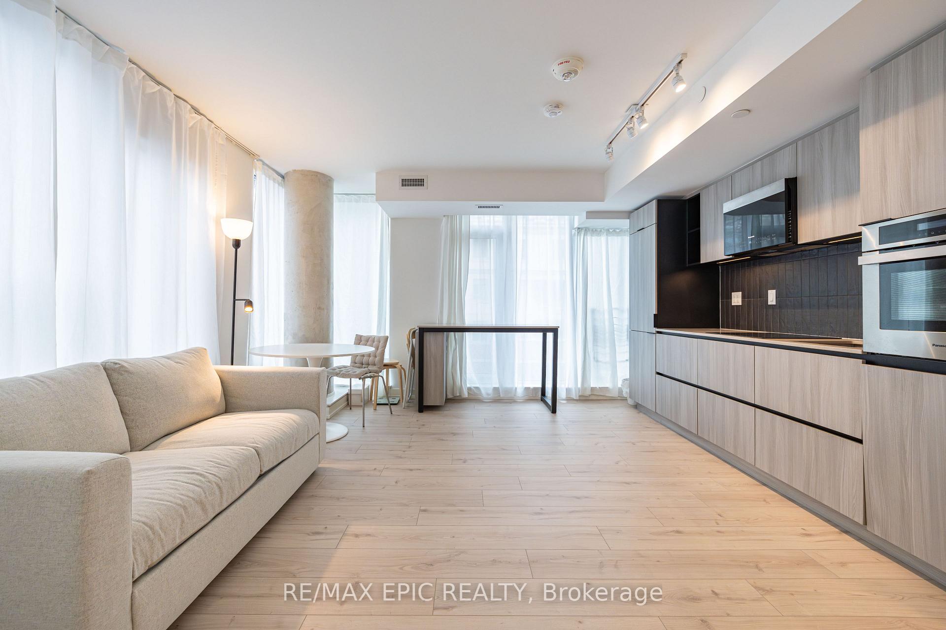 Photo 14 of Unit 302, 2 Augusta Avenue, Toronto, Waterfront Communities — HOMEH