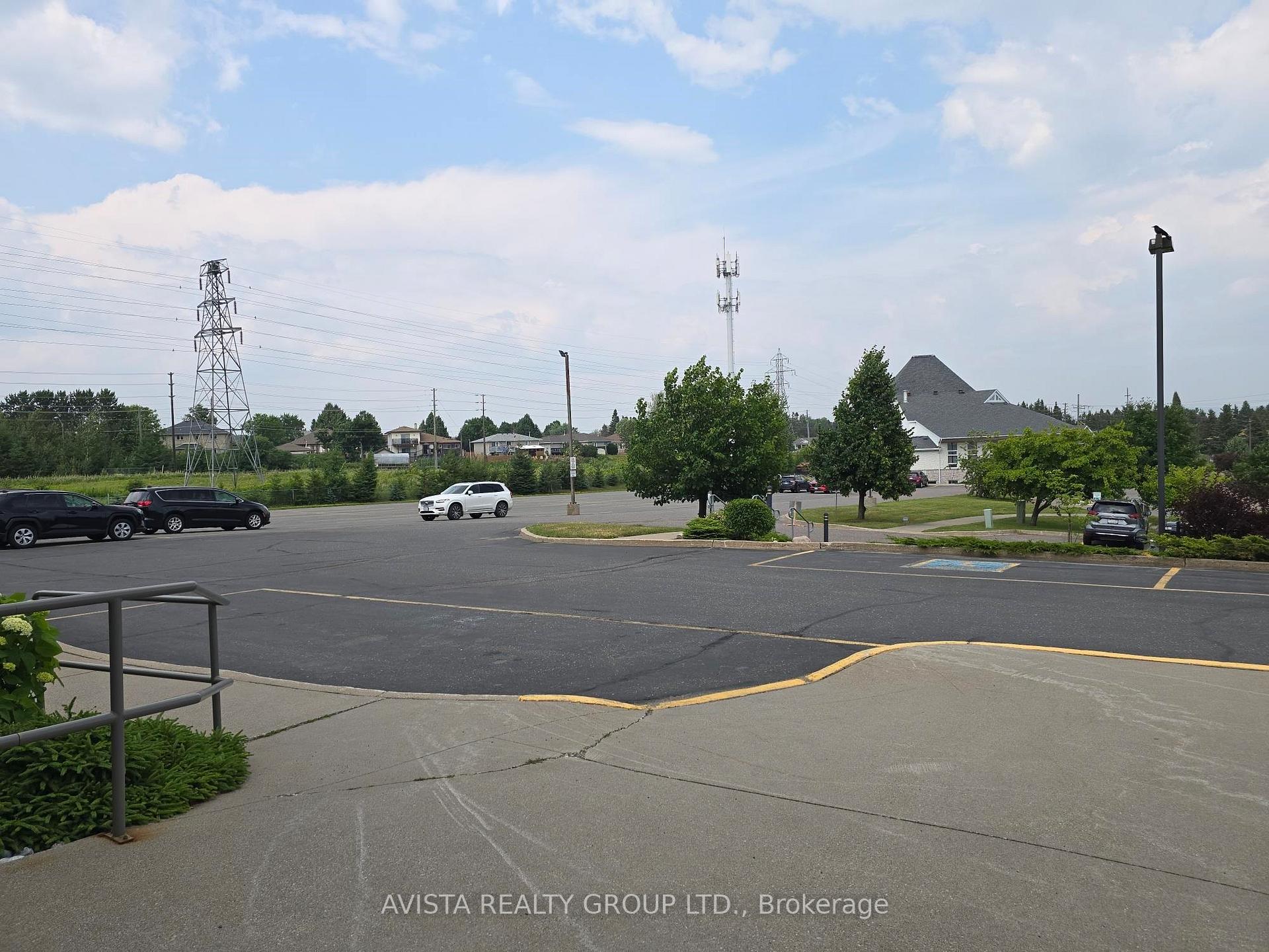 Photo 33 of 315 Hilldale Rd Suite 108, Thunder Bay, Dawson Heights — HOMEH