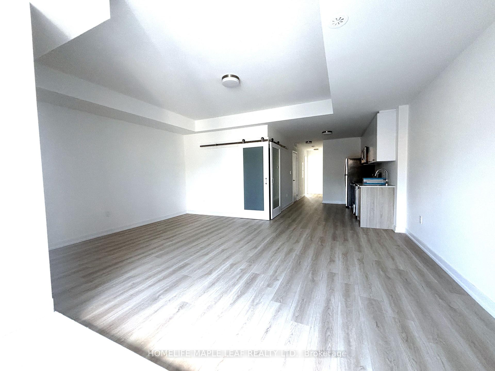 Photo 3 of Unit Q32, 25 Palace Street, Kitchener, Laurentian Hills — HOMEH