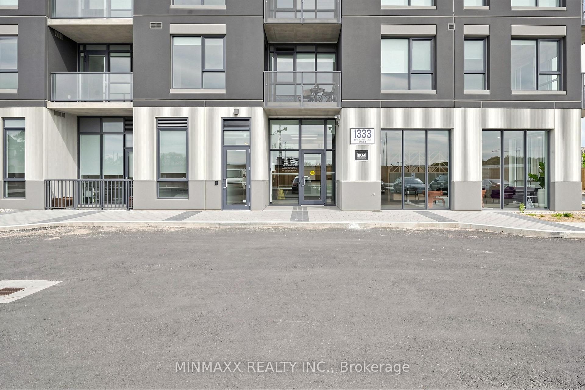 Photo 5 of Unit 710, 1333 Weber Street E, Kitchener, Stanley Park — HOMEH