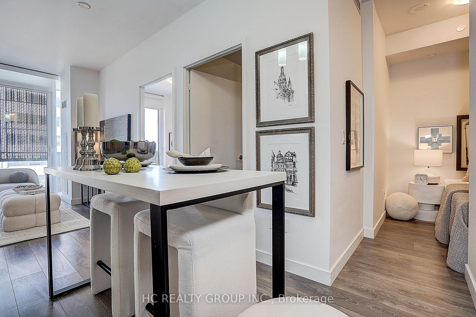 Photo 9 of Unit 2904, 8 Eglinton Avenue E, Toronto, Mount Pleasant West — HOMEH