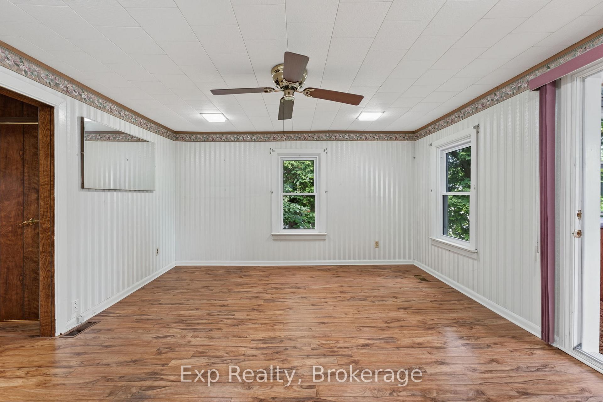 Photo 14 of 43 Paul Street, Prince Edward County, Picton — HOMEH