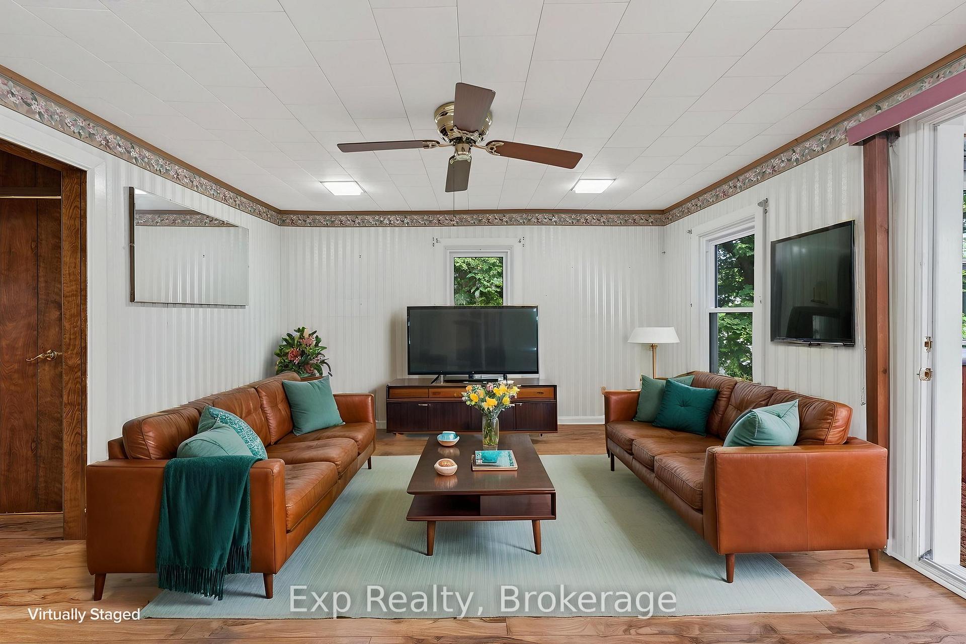 Photo 15 of 43 Paul Street, Prince Edward County, Picton — HOMEH