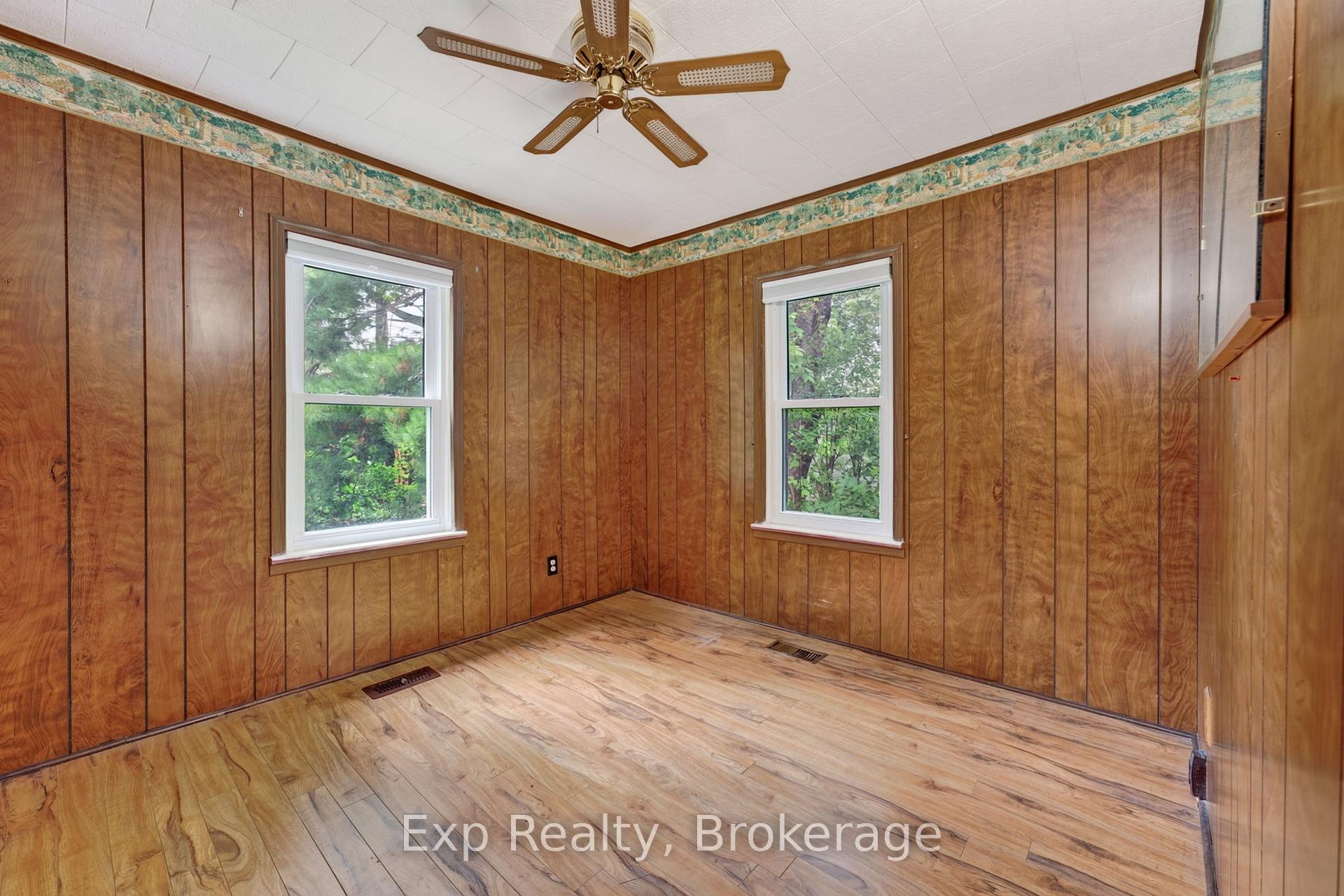 Photo 19 of 43 Paul Street, Prince Edward County, Picton — HOMEH