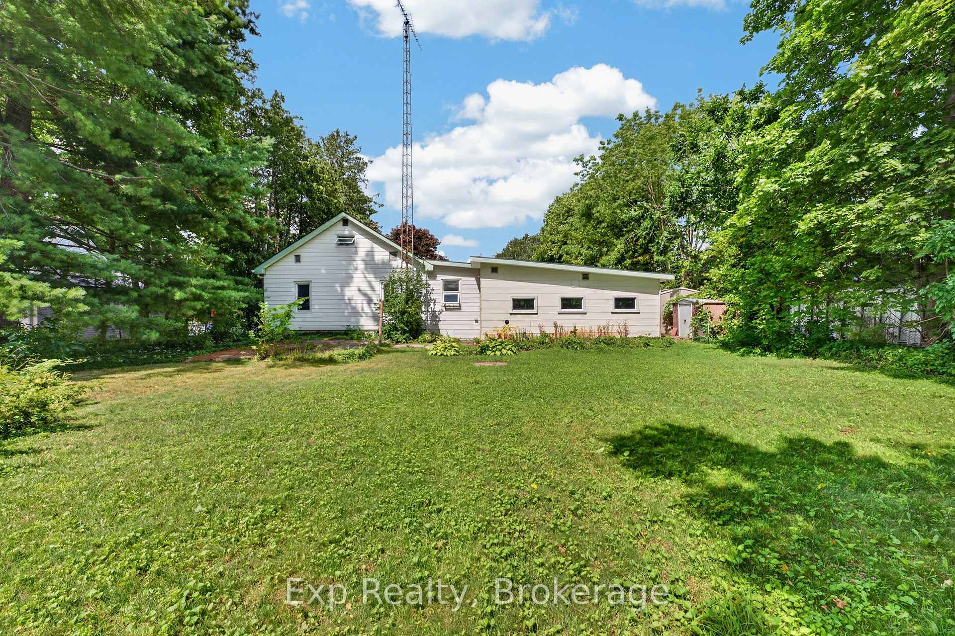 Photo 31 of 43 Paul Street, Prince Edward County, Picton — HOMEH