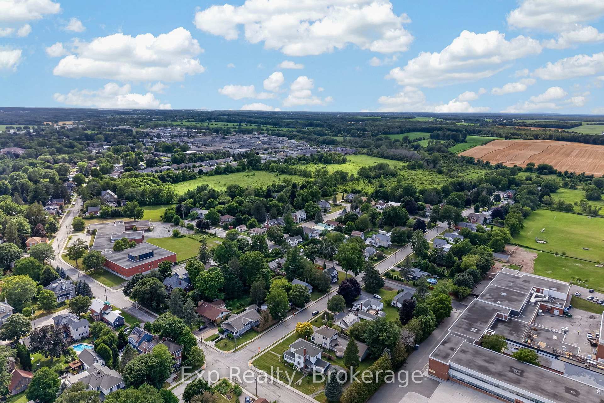 Photo 34 of 43 Paul Street, Prince Edward County, Picton — HOMEH